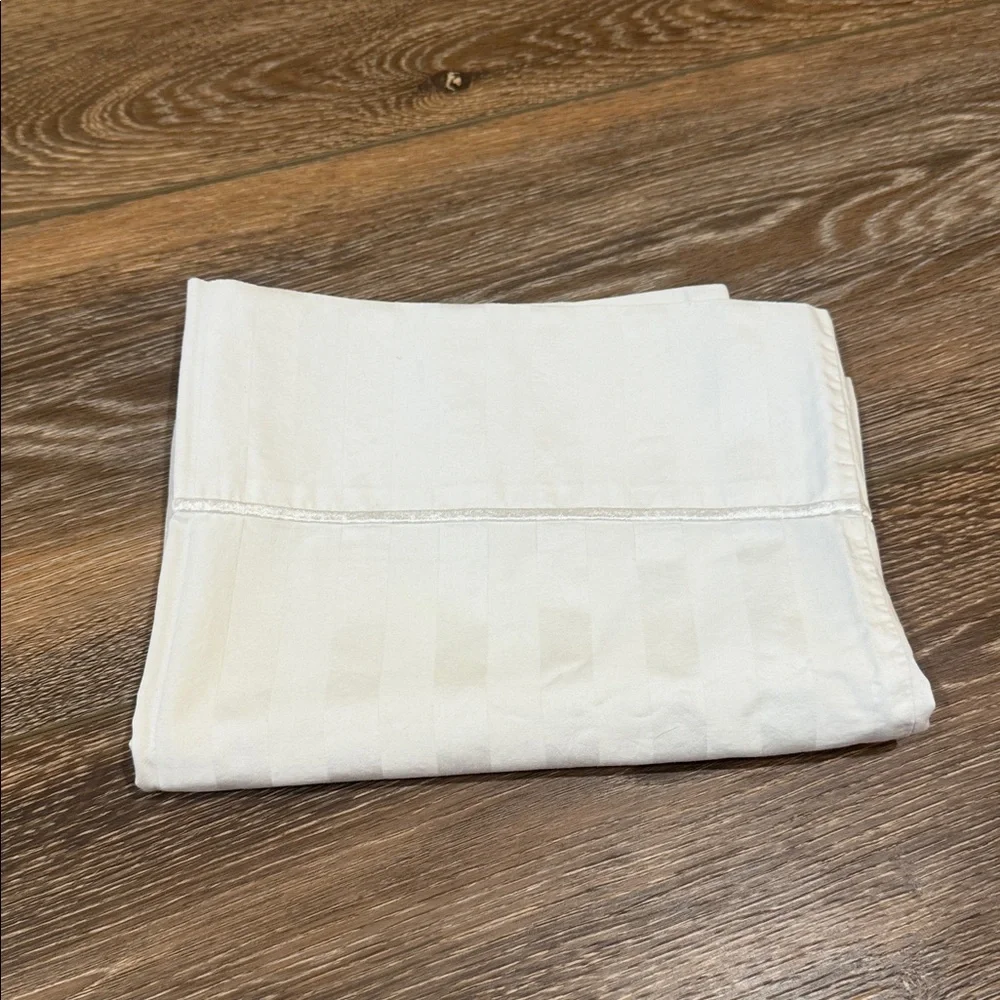 Wamsutta Sham &‎ Pillow Case Set
